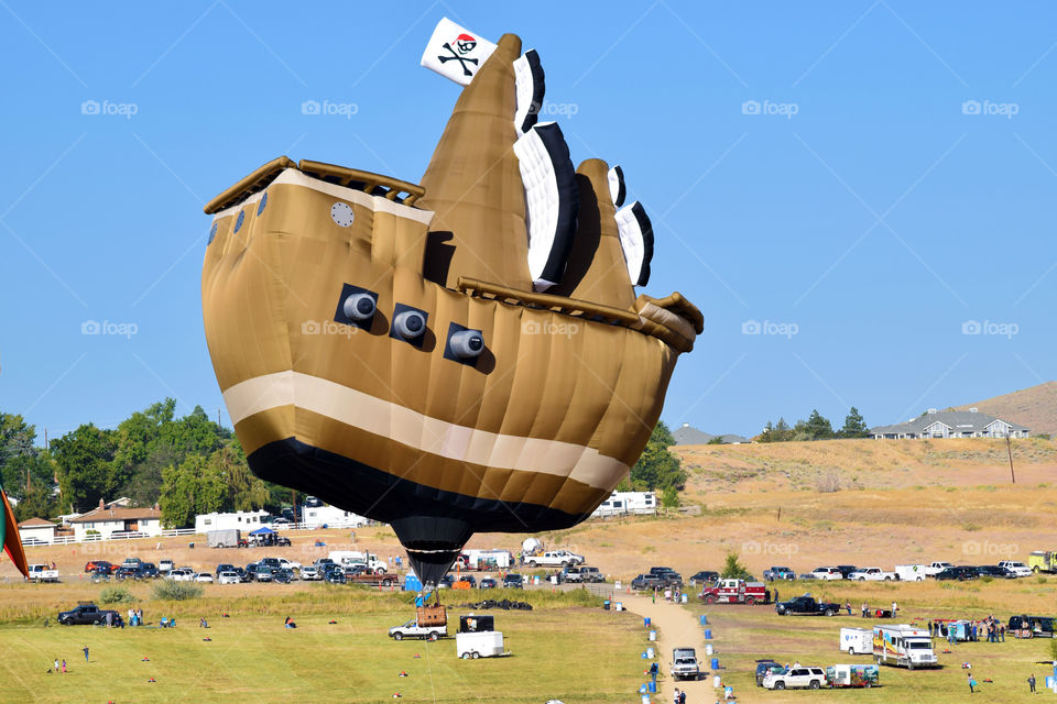 A pirate ship balloon