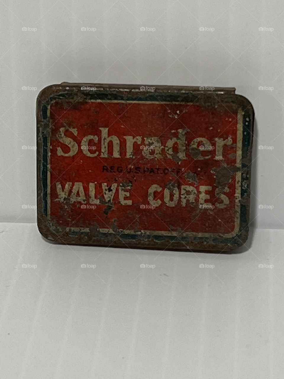 Schrader valve cores