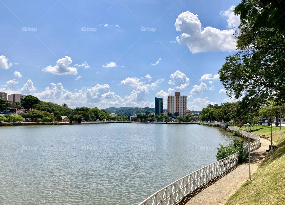 A beleza do Lago do Taboão, em Bragança Paulista. Como não se inspirar com a natureza?