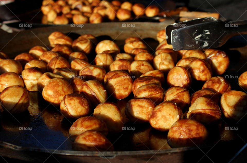 Christmas market, pastry.