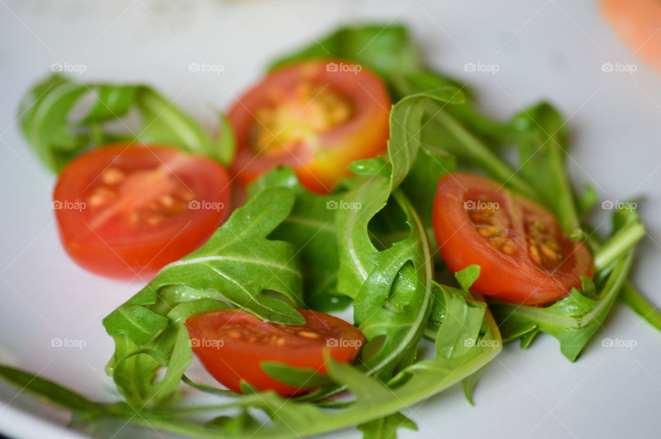 salad in macro