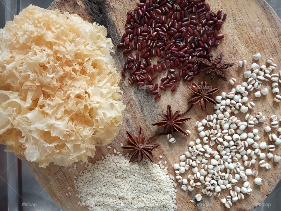 mixed and white fungus