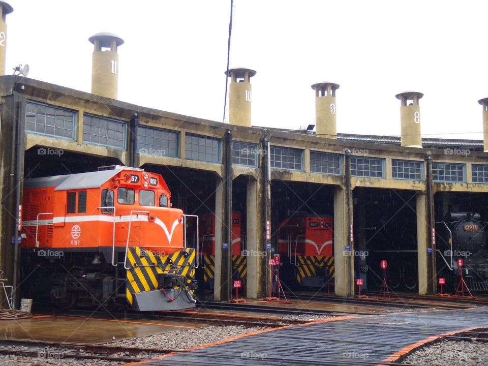 Changhua Roundhouse is a railway roundhouse operated by the Taiwan Railway Administration . The roundhouse is located directly north of Changhua railway station. Built in 1922, it is the only surviving railway roundhouse in Taiwan.