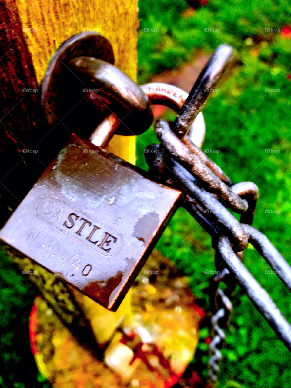 chain scenery castle lock by pellepelle