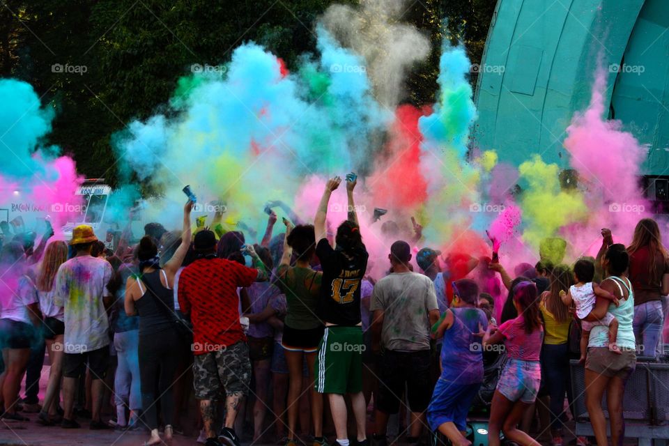 Midsummer dream colour festival