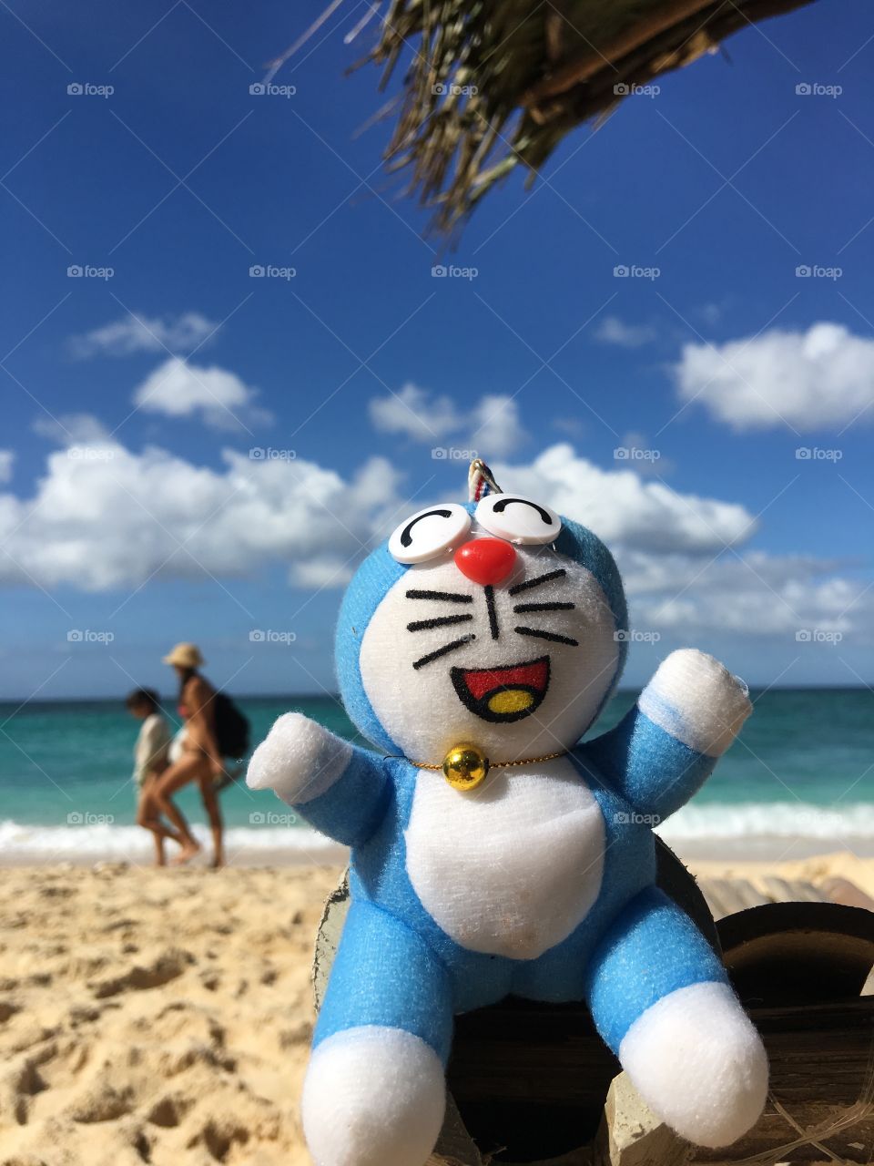 Doraemon in the beach 1