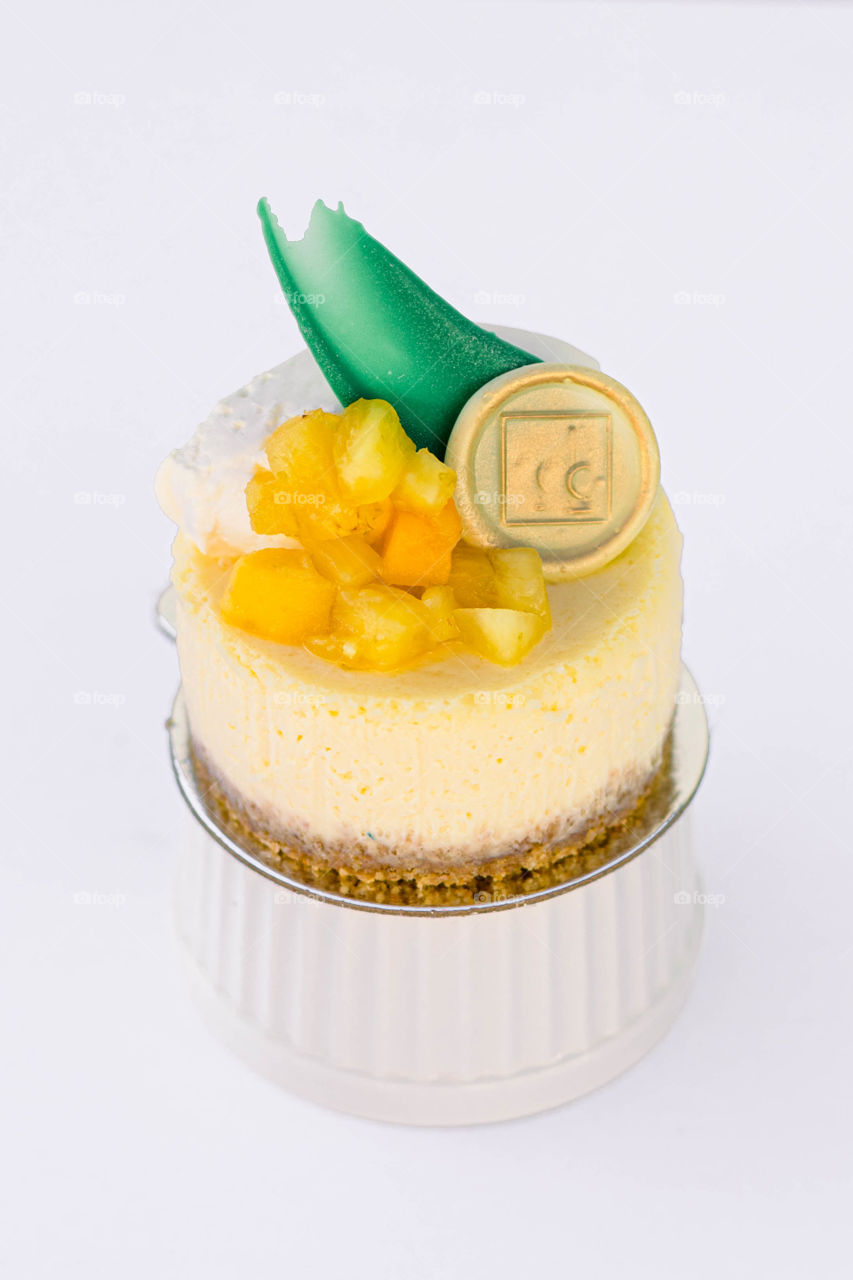 Delicious mango dessert 