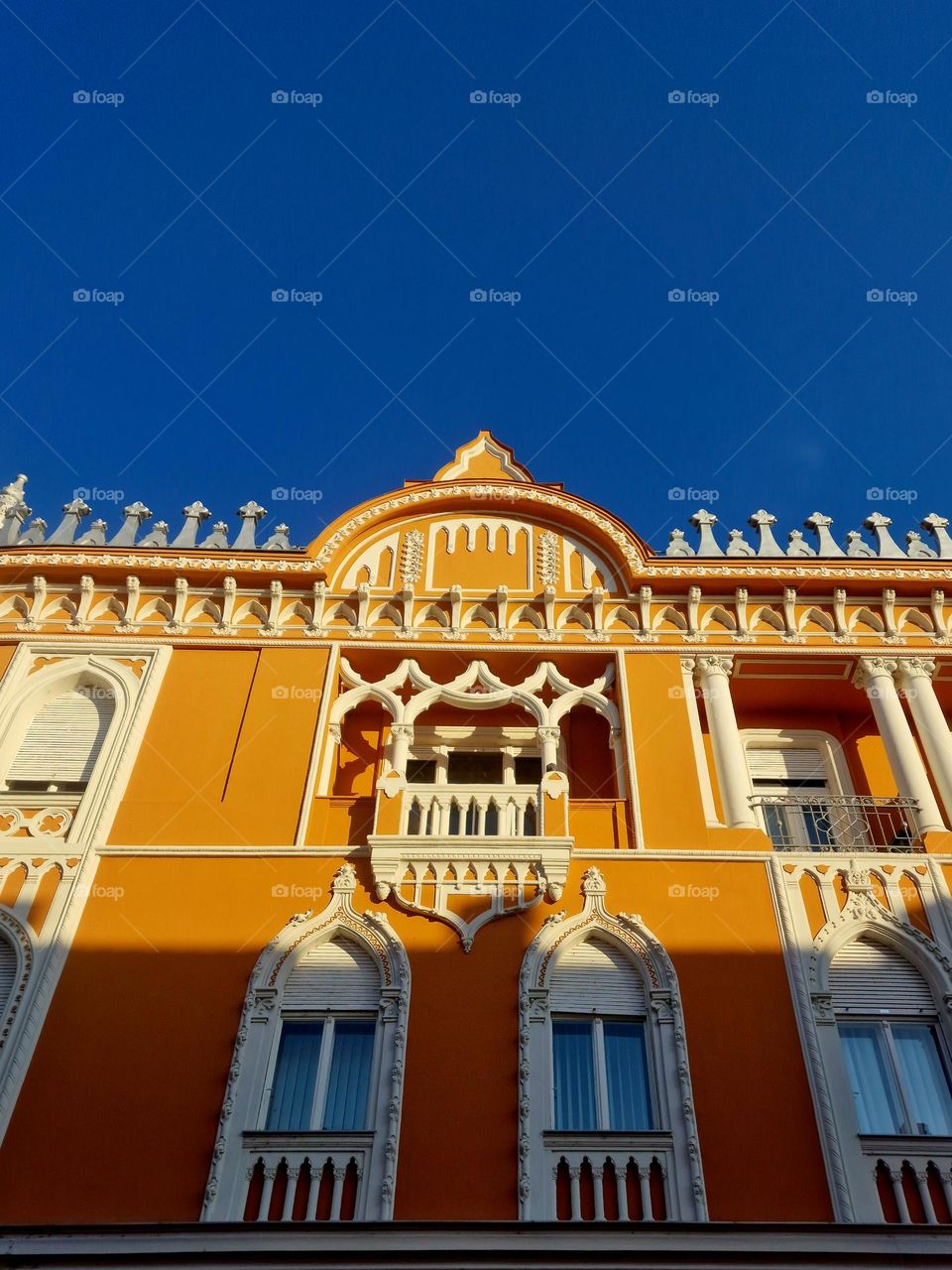 orange palace from Oradea