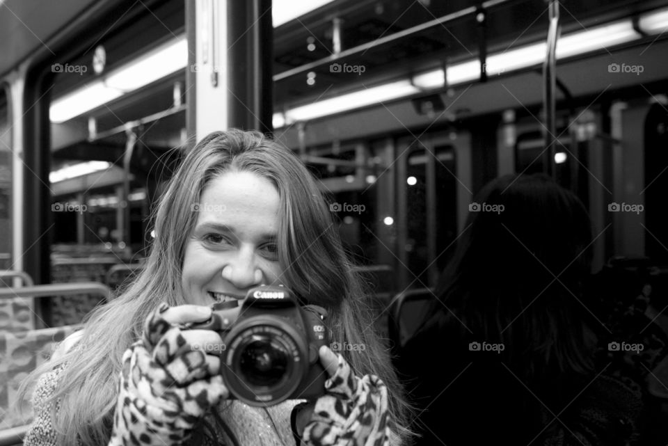 Traveling and taking pictures 