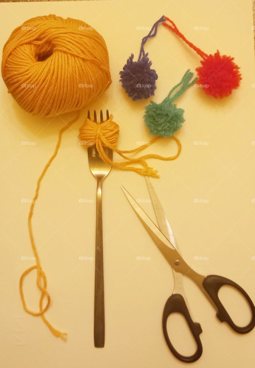 wool pompoms