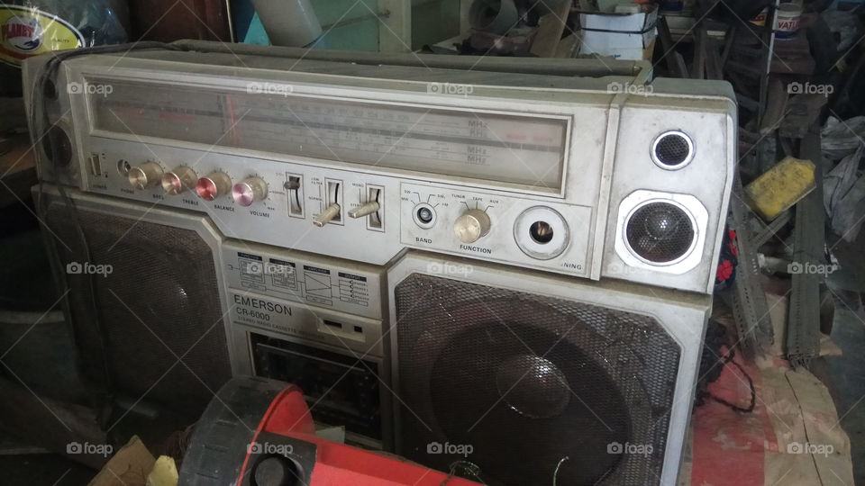Radio old