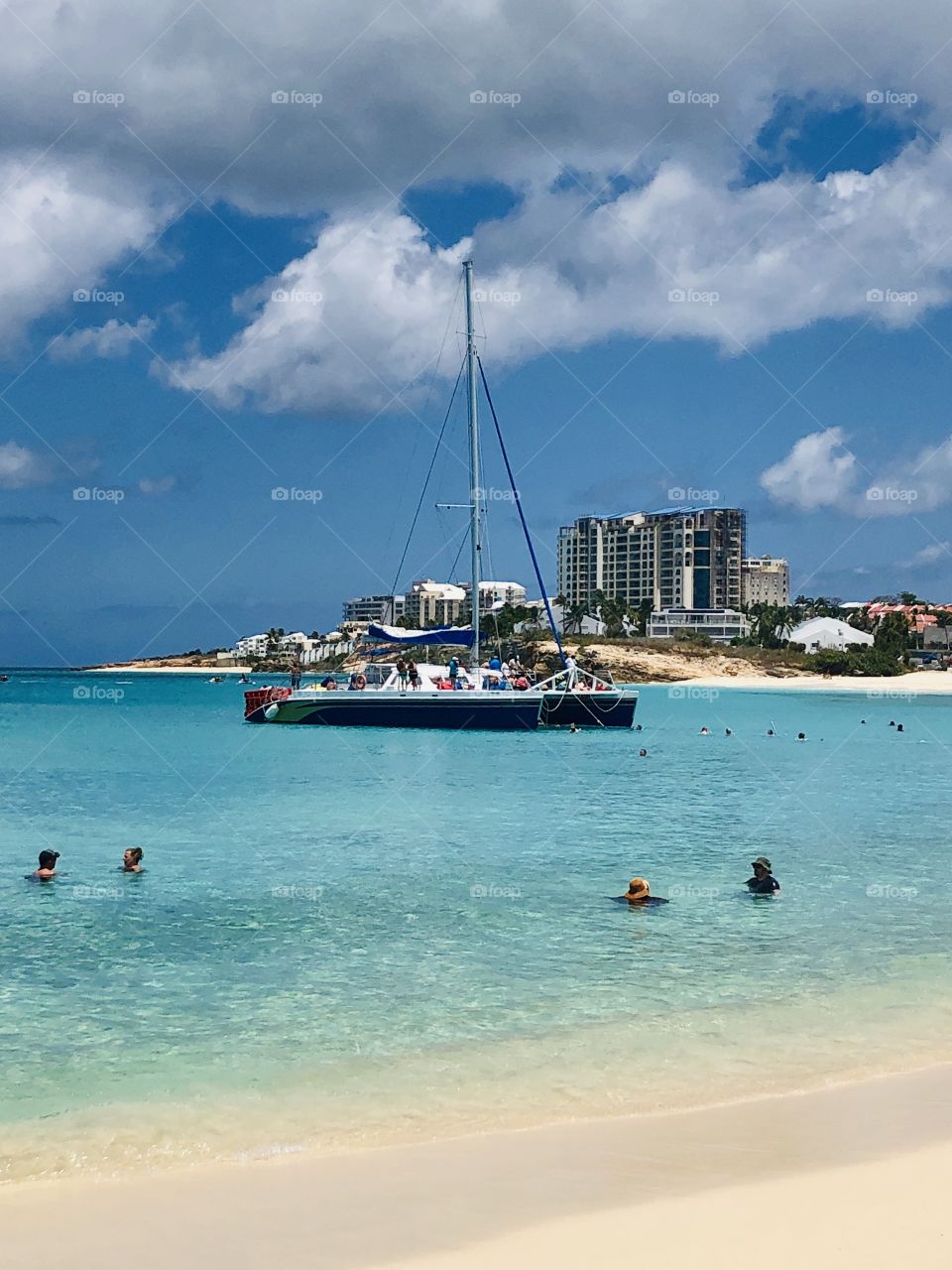 Summer fun on a boat in Caribbean waters 