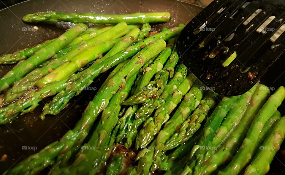 What's cooking, Stir fried Buttered Garlic Asparagus