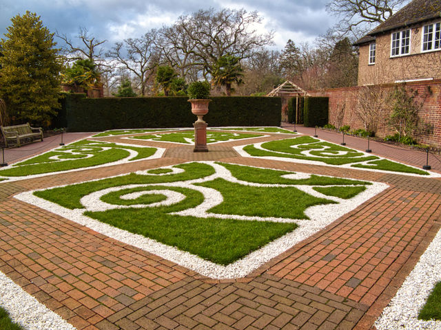 English paved garden.