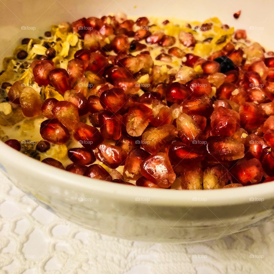 Porridge with delicious pomegranate seeds!