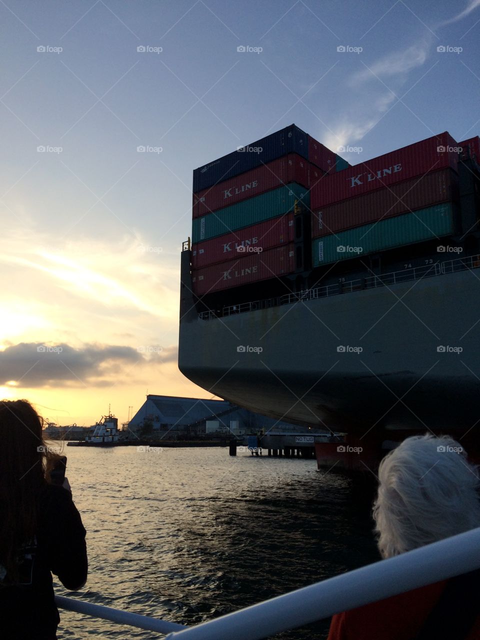 Port of Long Beach cargo ship 