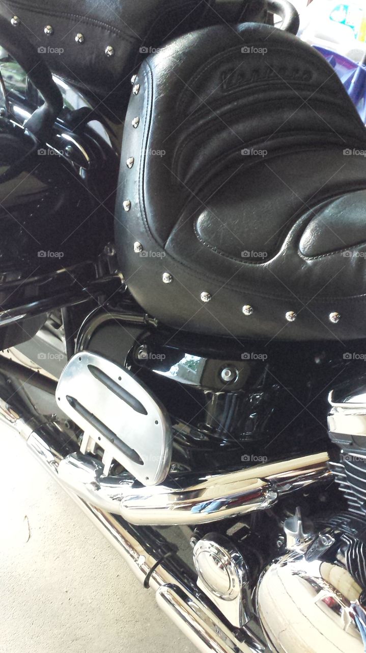 Motorcycle seat