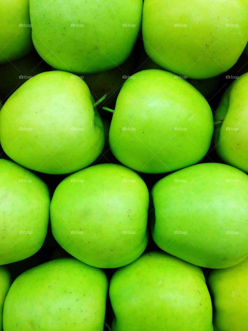 Close-up of green apples