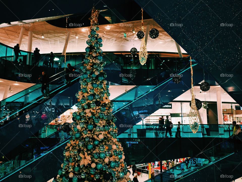 Big Christmas tree at a mall
