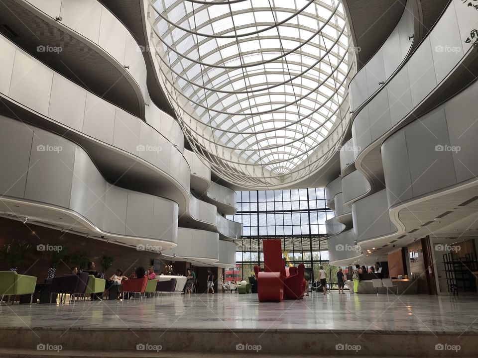 Lobby of the Royal Tulip Brasilia Alvorada, on the banks of Lake Paranoá in Brasilia - Distrito Federal.