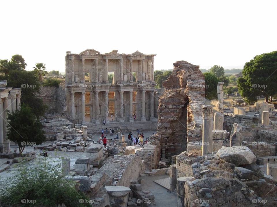 Efesus library