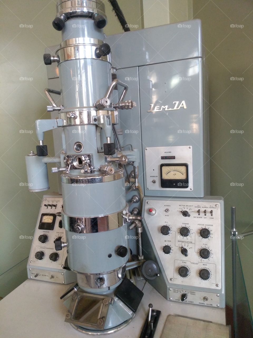 JEM-7A type electron microscope