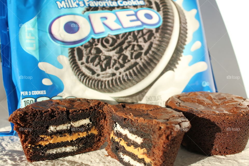 oreo cookie brownies