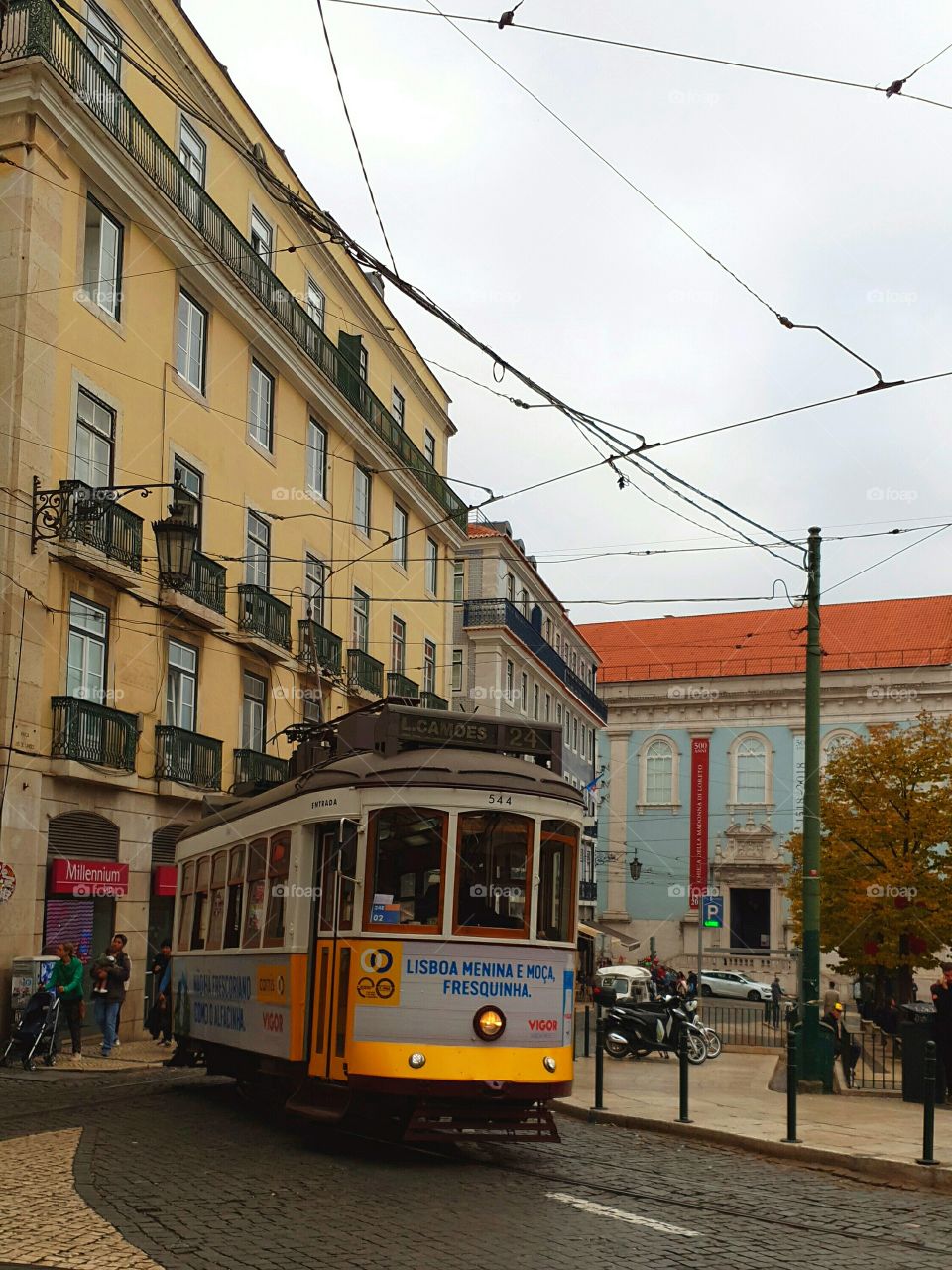 tram