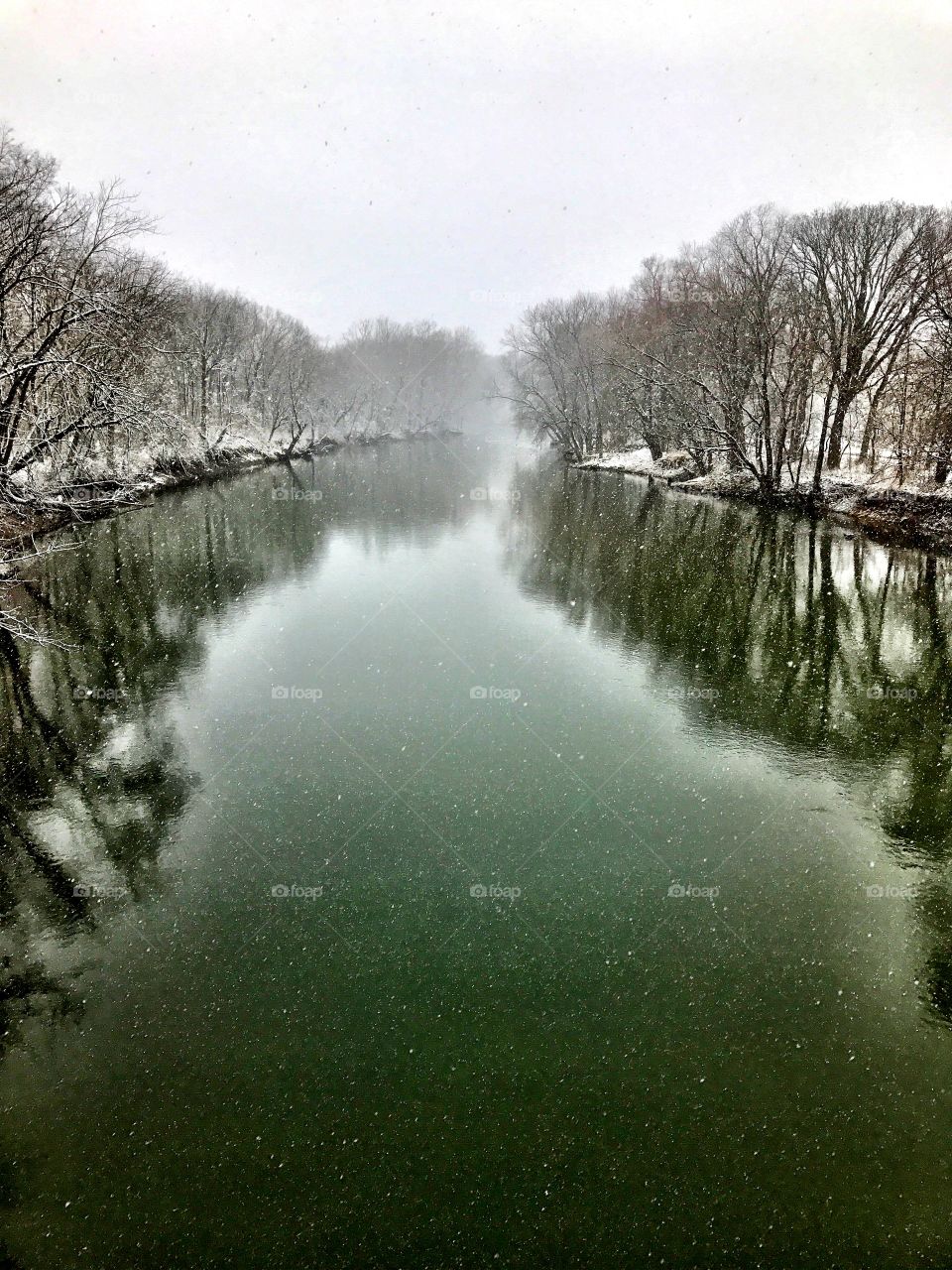 View of the white river. 