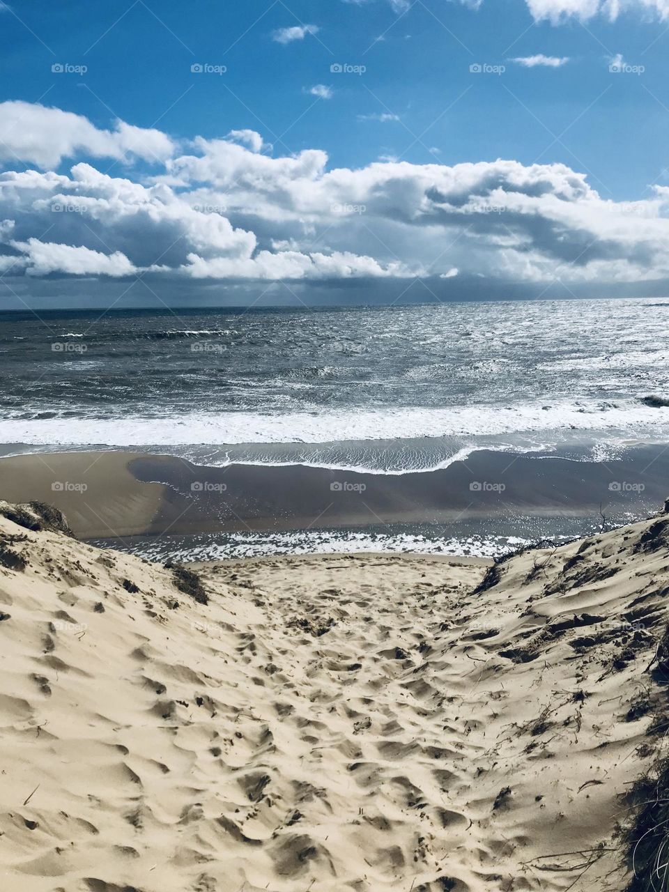 Beautiful beach beyond the sand dunes ☀️