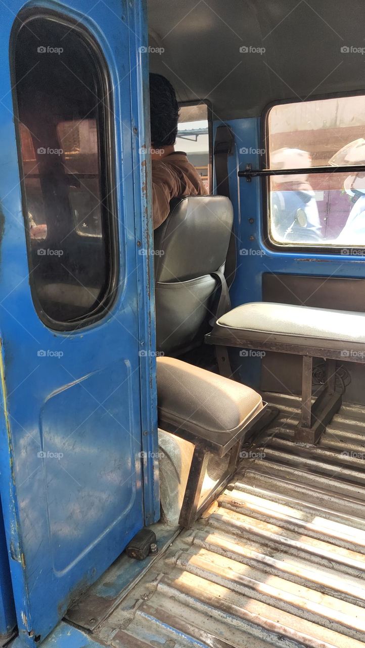 angkutan umum mikrolet