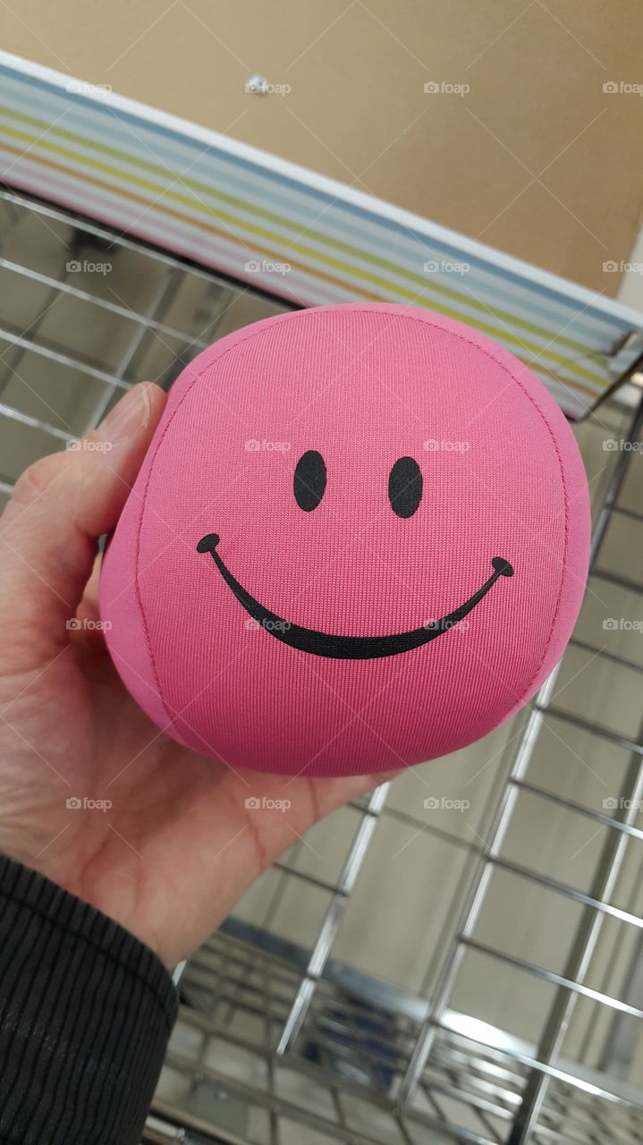 Smiling ball