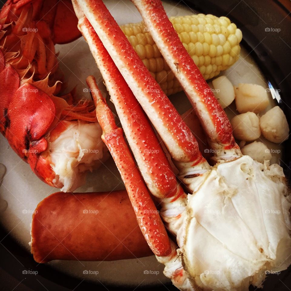 Seafood broil