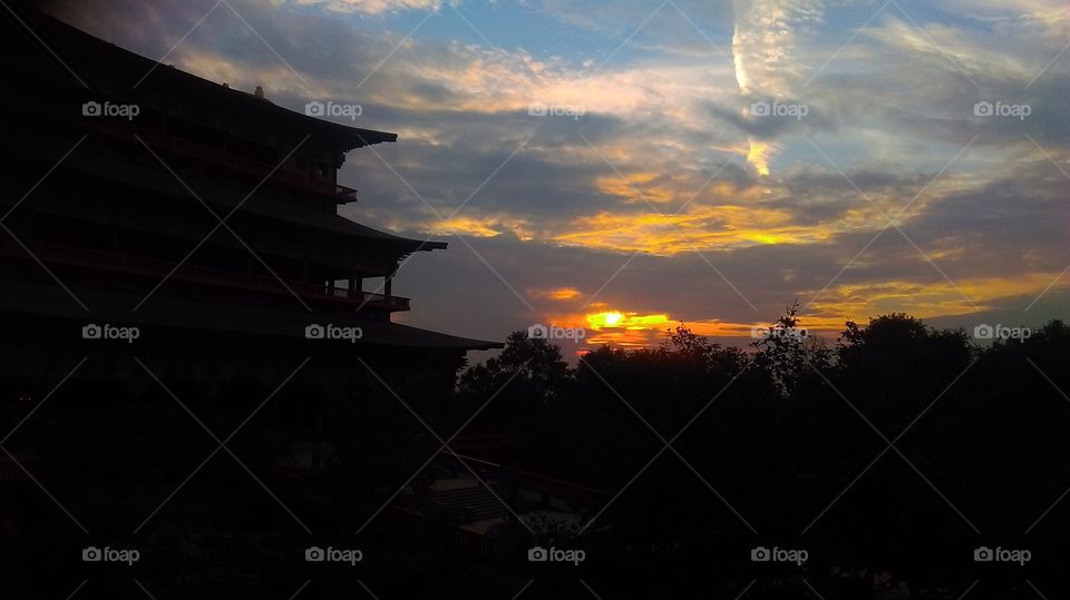 Sunset at Korean temple side...
