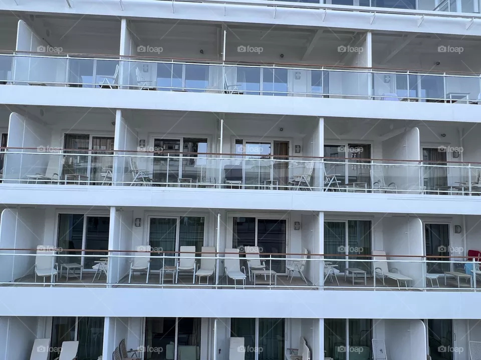 Cruise ship