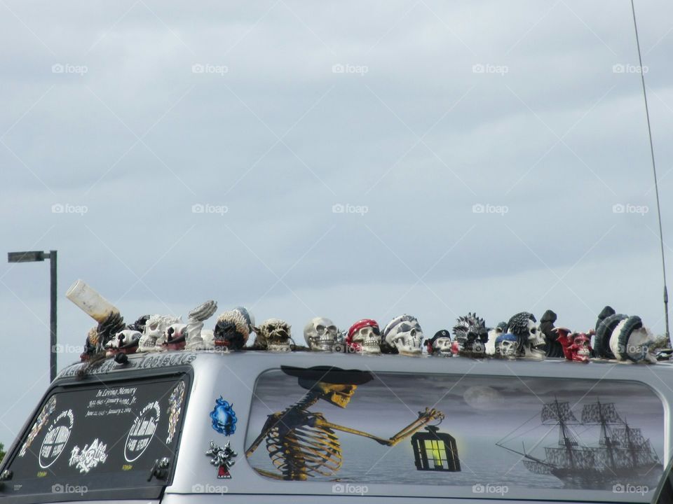 Pirate themed skull topped van