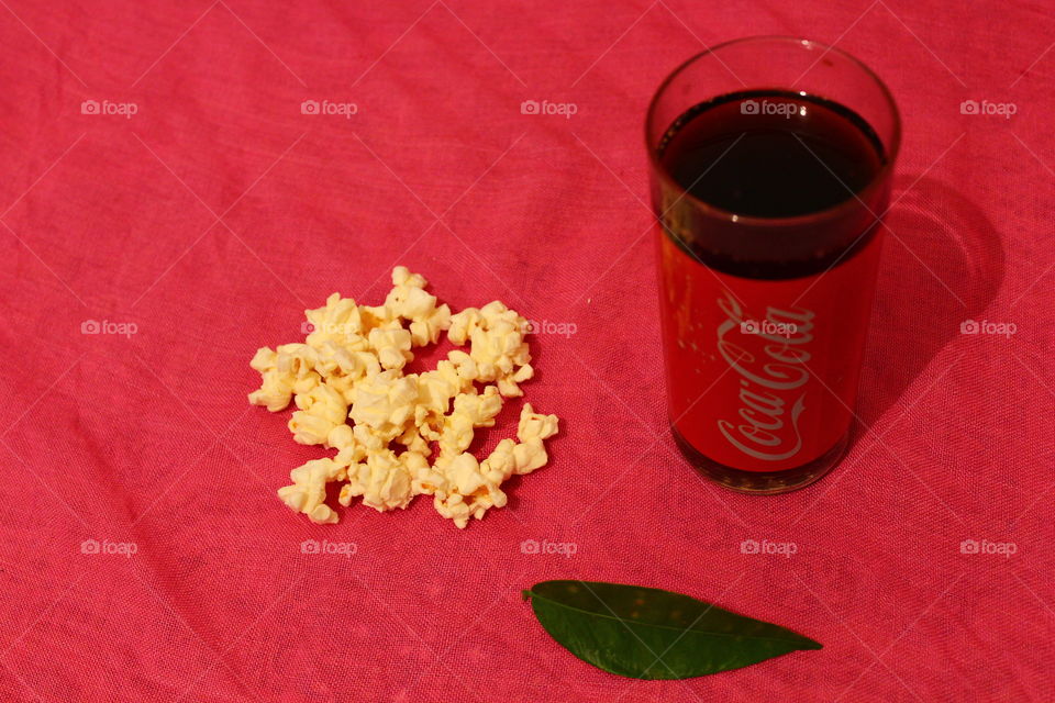 popcorn and cola