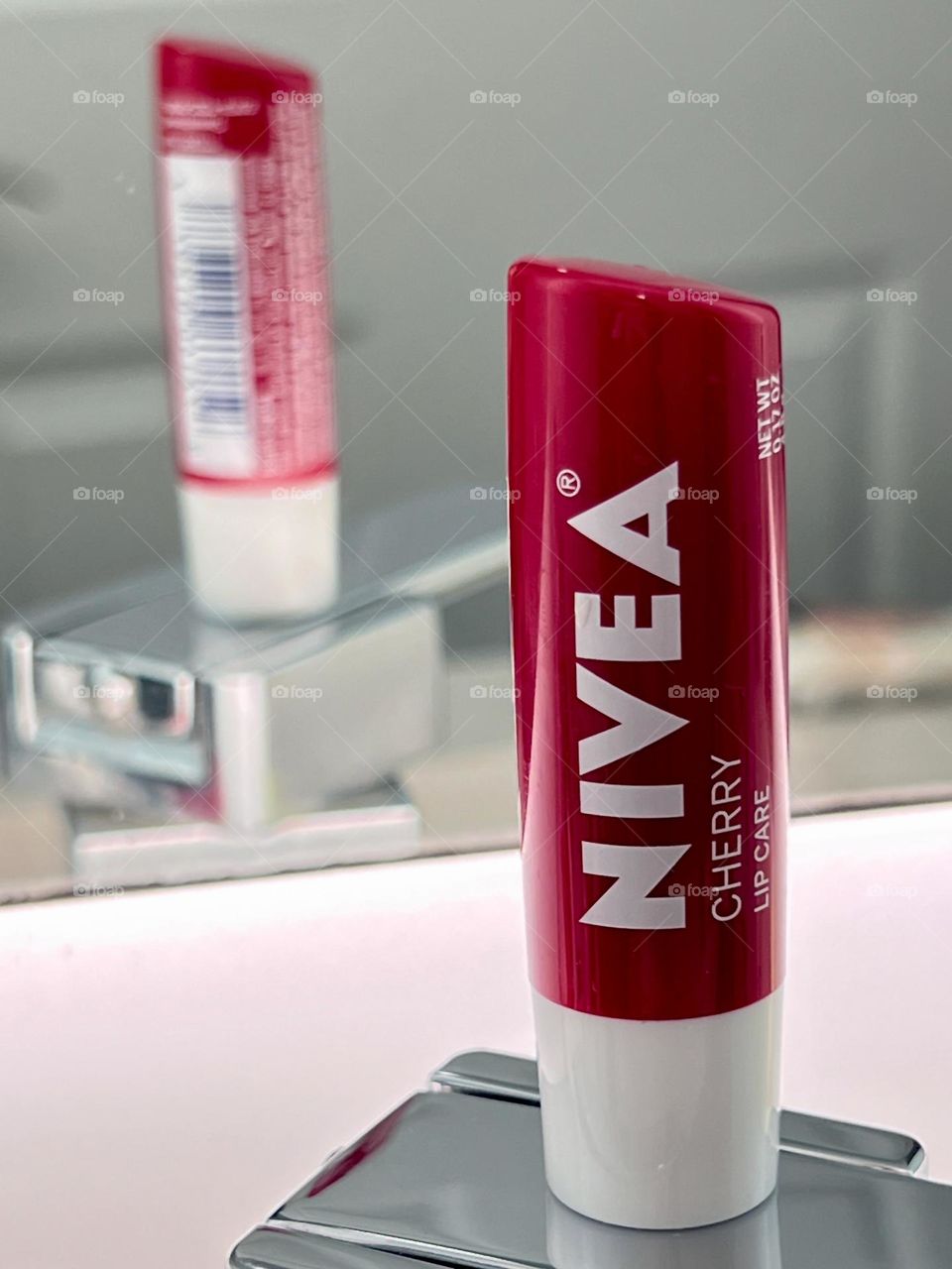 Nivea Cherry Lip Care