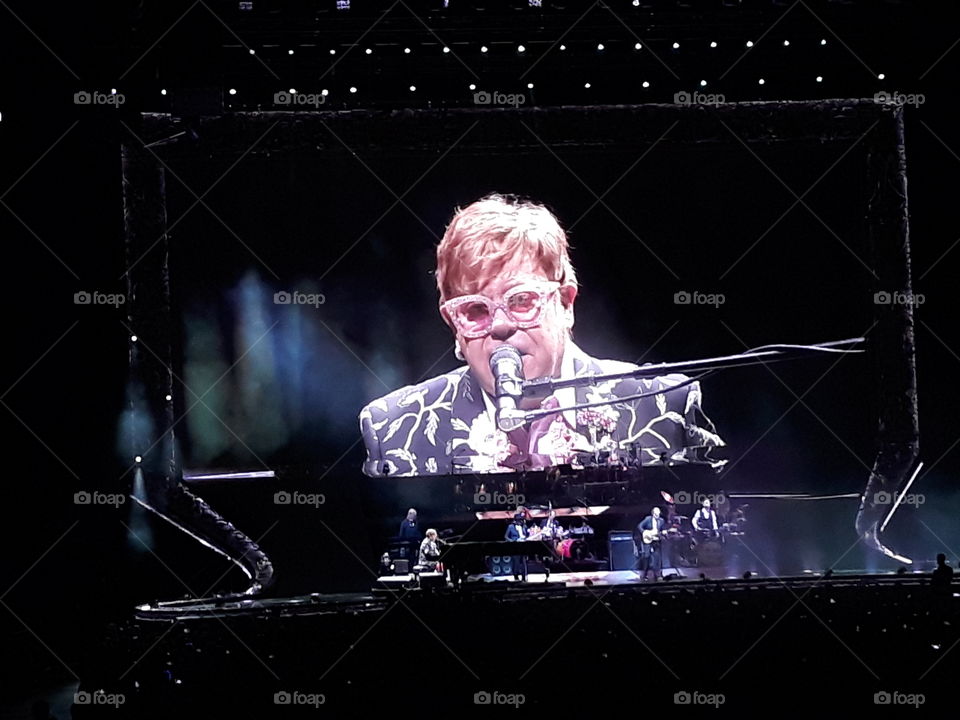 concert in Prague, Elton John