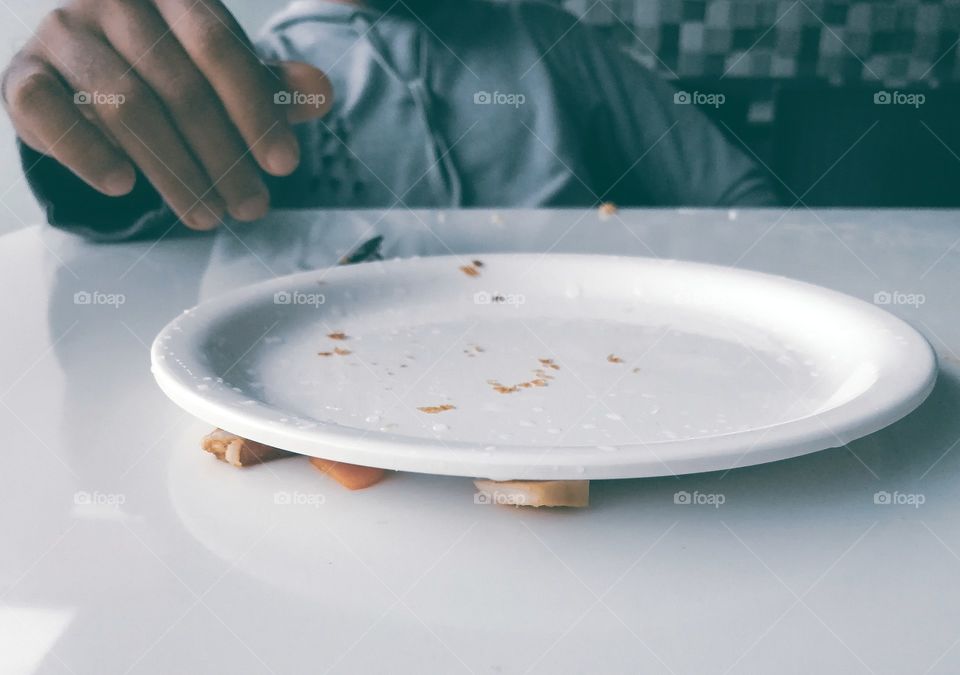 waiting for food 🍽️🙇