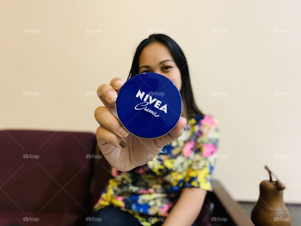 treat skin with nivea