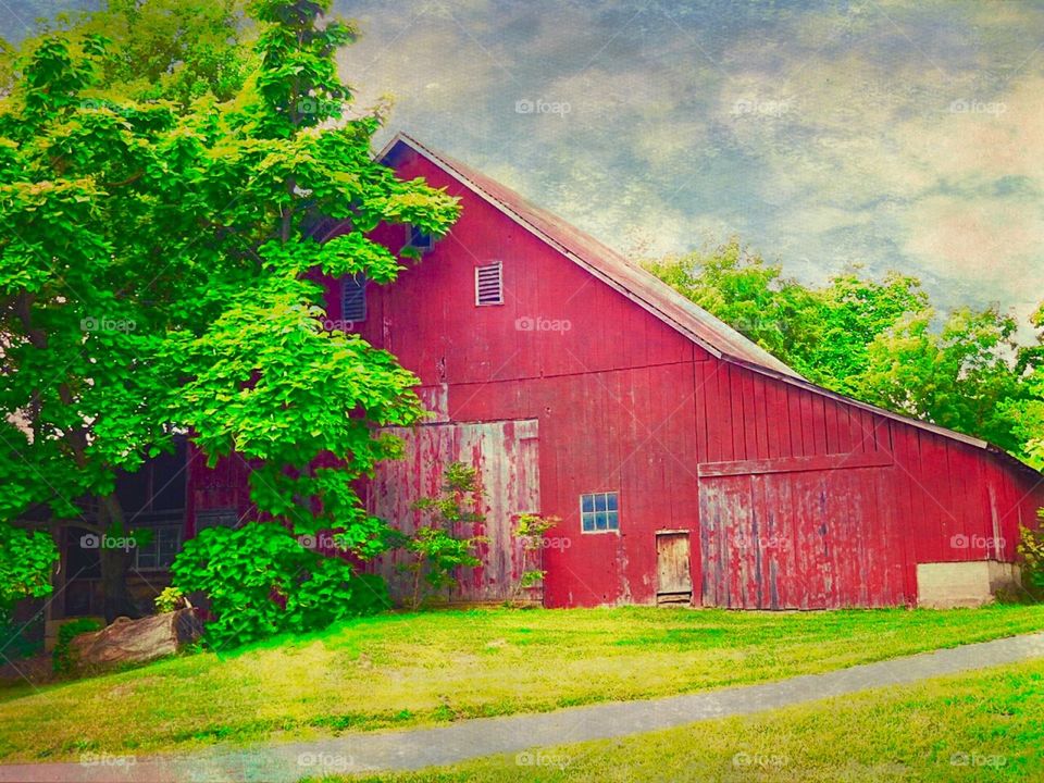 Red Indiana barn
