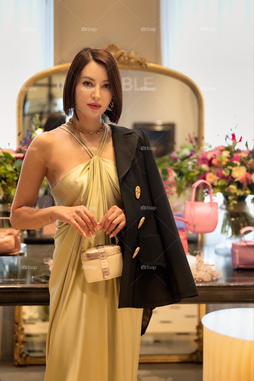 Iris Noble Campaign in #Paris