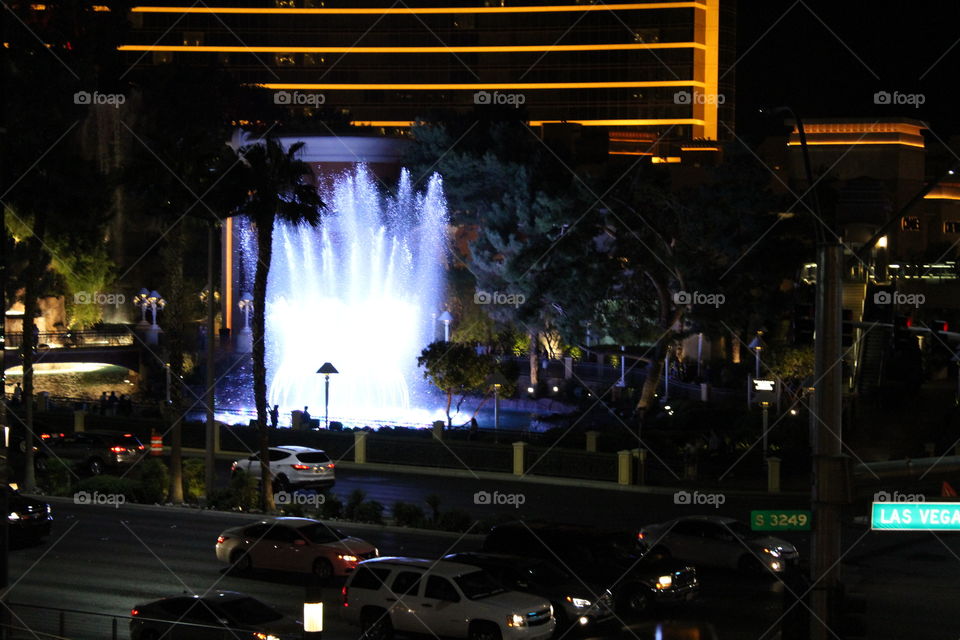 Las Vegas night fountain