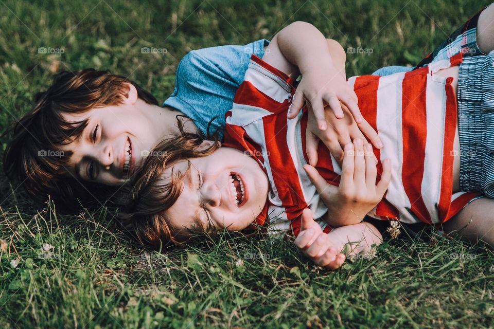 Kids laughing 