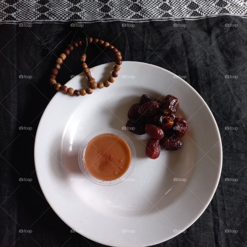 Tasbih dates and sweets porridge