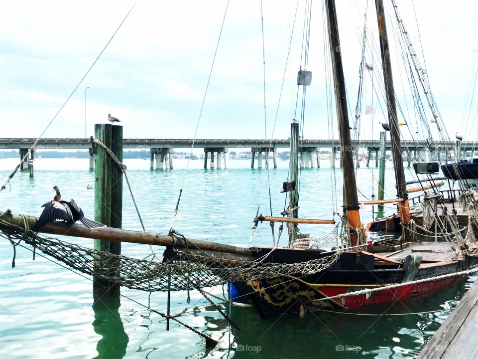 Sinking boat 