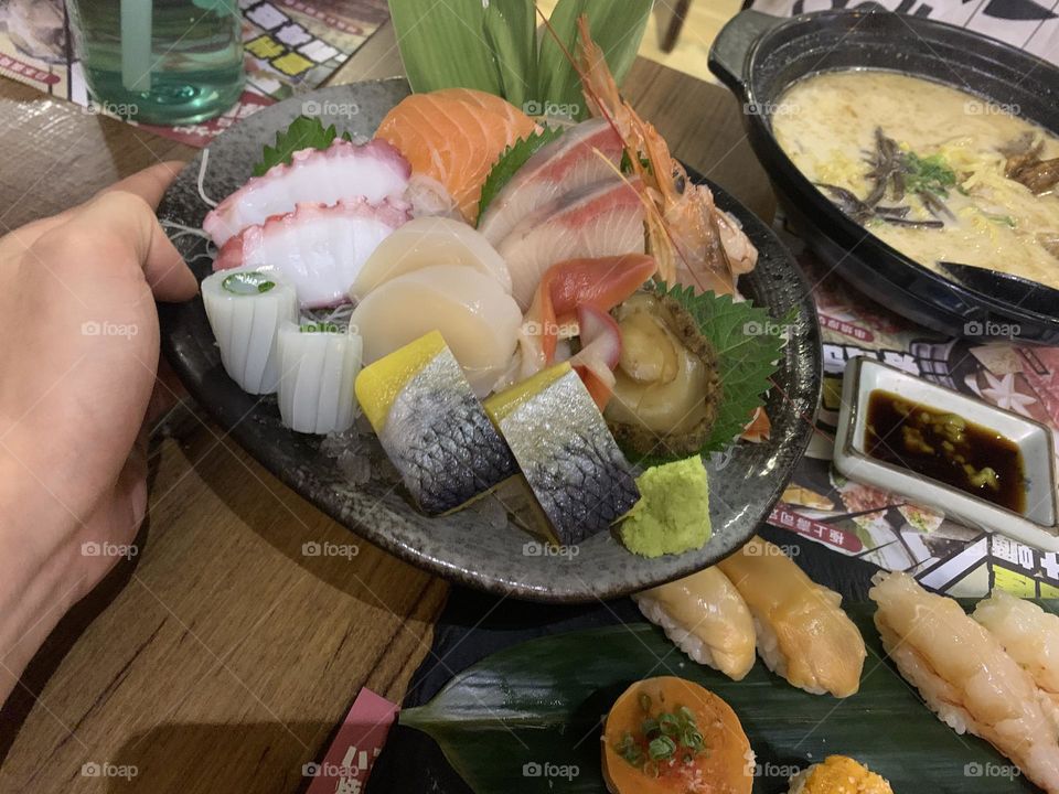 different kinds of sashimi