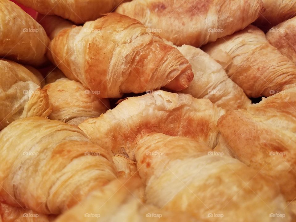 food croissants