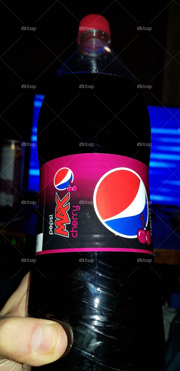 Pepsi max cherry